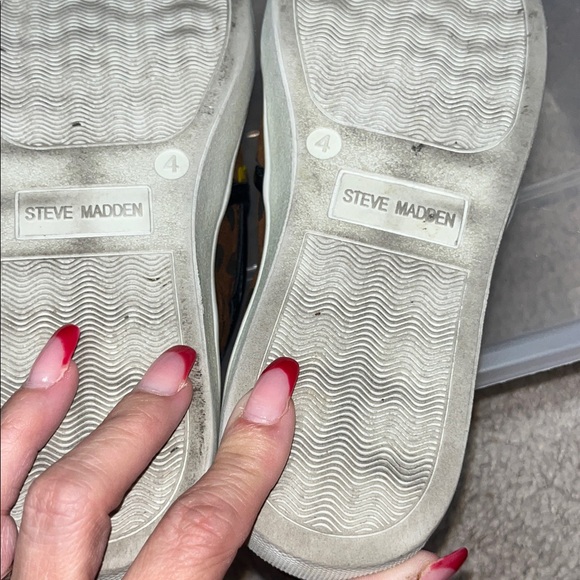 Steve Madden Brown Leopard Print Kids Slip-On Sneakers - Picture 2 of 5